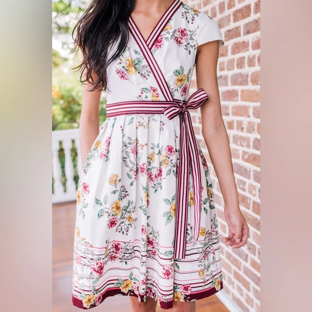 NWT Anthropologie Gal Meets Glam Teresa Floral Wrap Dress - Picture 1 of 12